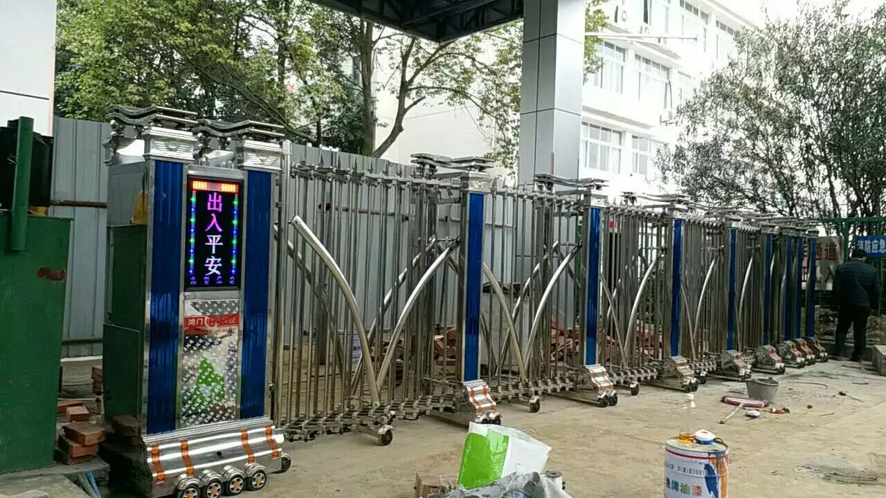 雷波县雷波县四川绵阳市飞机场伸缩门